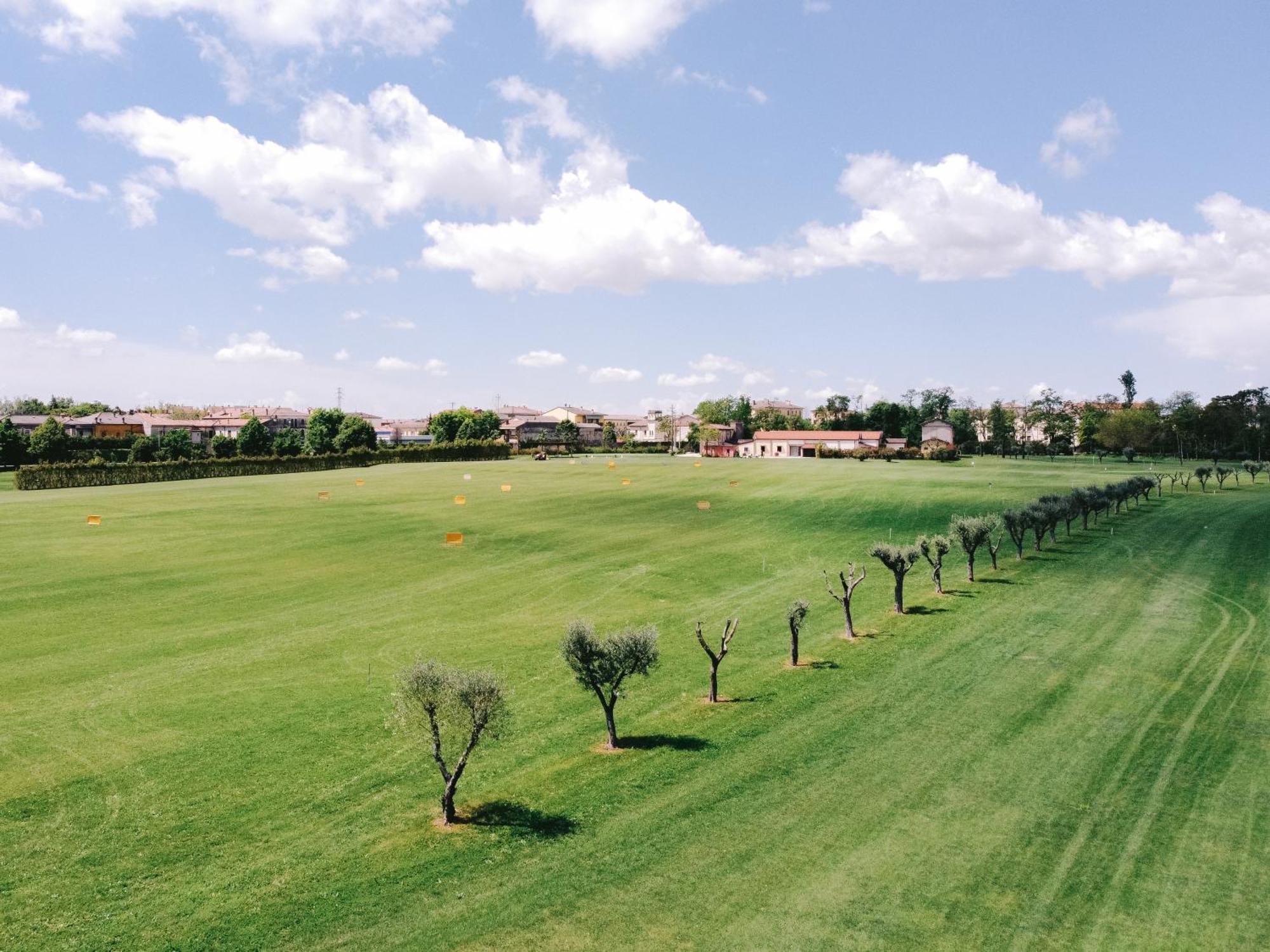 Locanda Golf Musella San Martino Buon Albergo Exterior photo